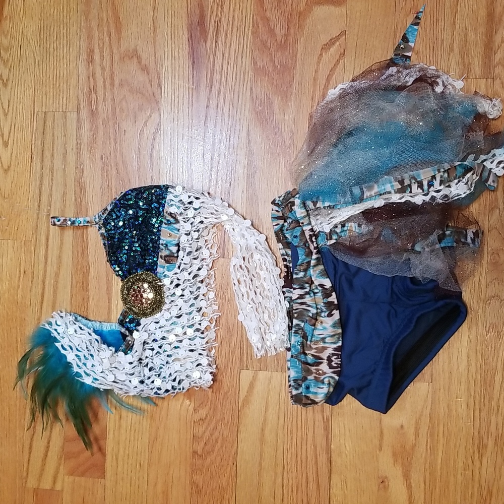 Contours Elite Dance Costume